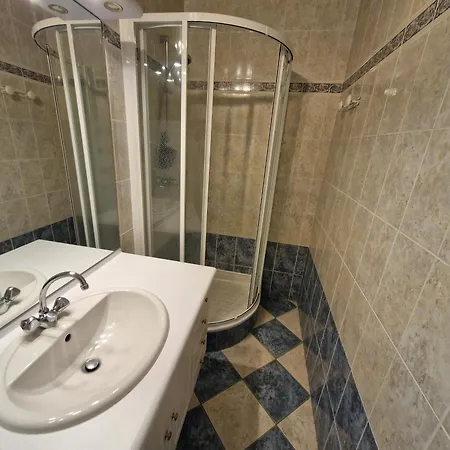 4 Pers Proche Pistes Et Activites - Fr-1-814-156 Apartment Besse-et-Saint-Anastaise